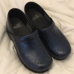 NWOT Dansko European Shoes